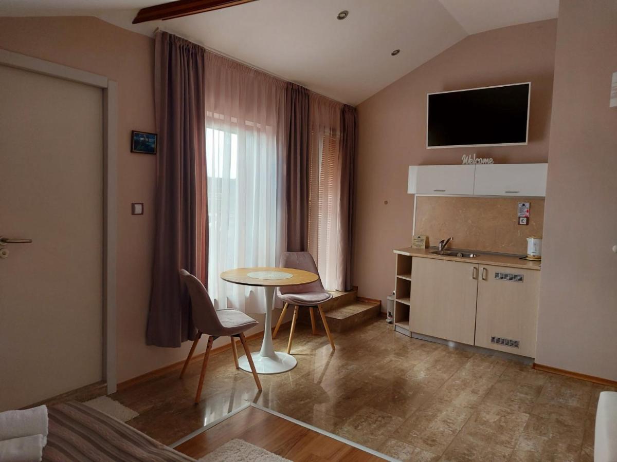 Family Hotel Saint Nikola Несебир Екстер'єр фото